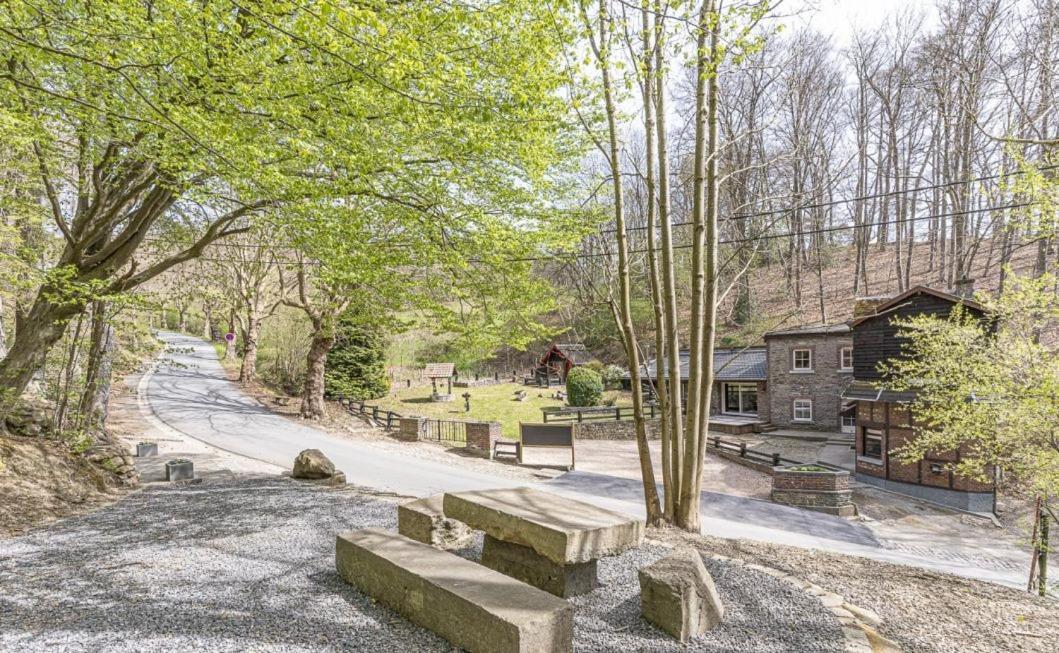 Le Gite Des Platanes Spa Kültér fotó